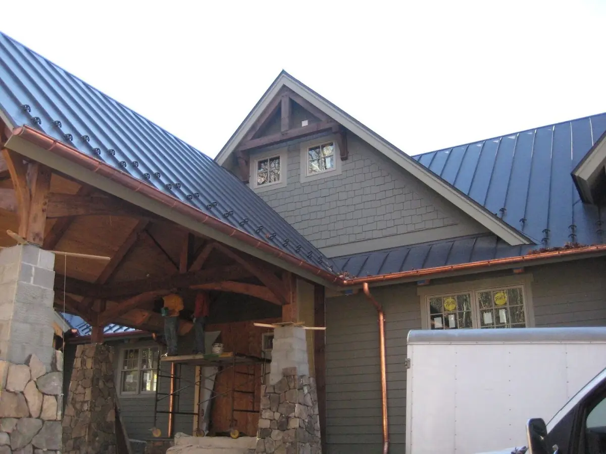 Craftsman Roofing team delivering quality roofing work in Parole